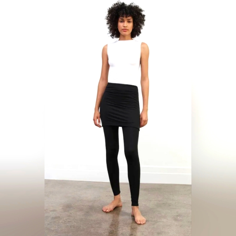 (M)🆕️🚨Lot Of 2 Cold Weather Warm Skirted Leggings🚨Waist 13"×L34"